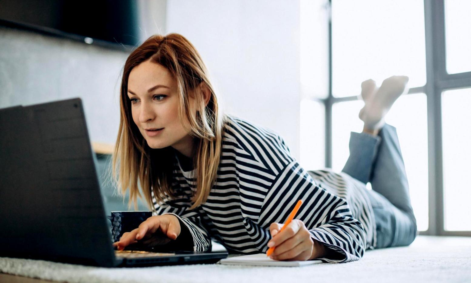 Team von SEO-Experten bei der Arbeit